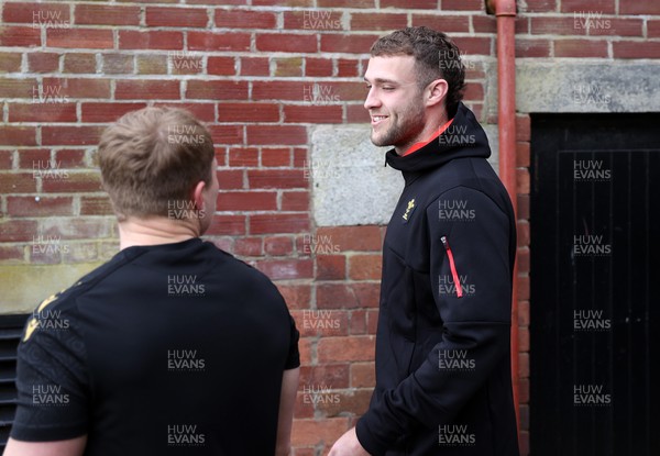 070325 - Wales Rugby Captains Run ahead of their 6 Nations game against Scotland tomorrow - Max Llewellyn