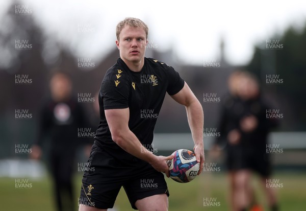 070325 - Wales Rugby Captains Run ahead of their 6 Nations game against Scotland tomorrow - Blair Murray during training