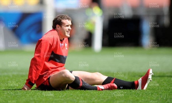 07.10.11 - Wales Rugby Captains Run - Jamie Roberts during training. 