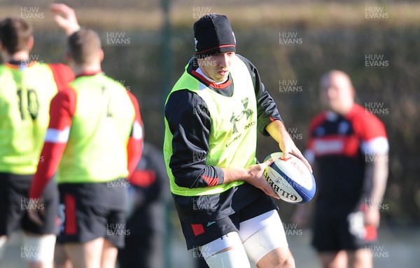 080213 - Wales Rugby Captains Run -Justin Tipuric during training