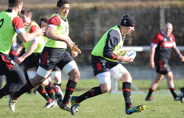 080213 - Wales Rugby Captains Run -Justin Tipuric during training