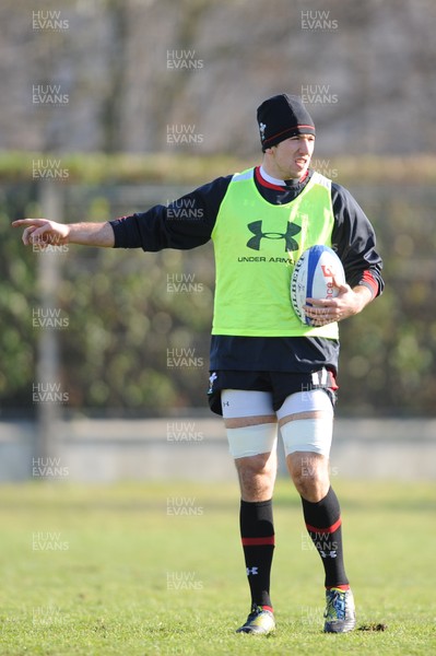 080213 - Wales Rugby Captains Run -Justin Tipuric during training