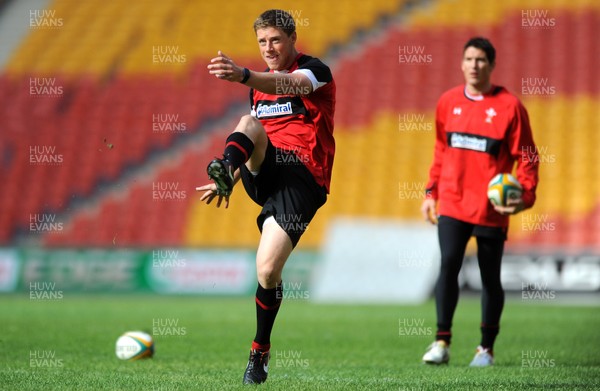 080612 - Wales Rugby Captains Run -Rhys Priestland and James Hook during training