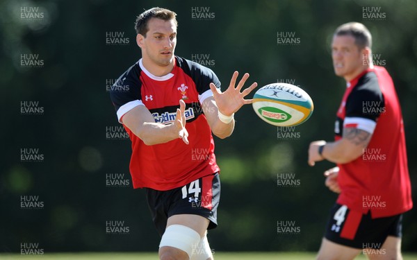 080612 - Wales Rugby Captains Run -Sam Warburton during training