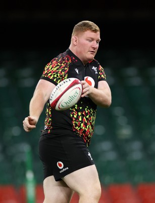 081125 - Wales Rugby Captains Run ahead of their first game against Argentina - Rhys Carre during training