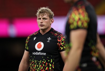 081125 - Wales Rugby Captains Run ahead of their first game against Argentina - Jac Morgan during training