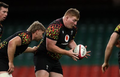081125 - Wales Rugby Captains Run ahead of their first game against Argentina - Rhys Carre during training