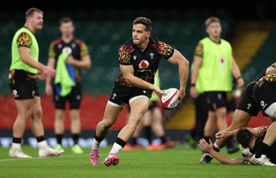 081125 - Wales Rugby Captains Run ahead of their first game against Argentina - Kieran Hardy during training