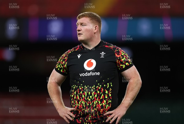 081125 - Wales Rugby Captains Run ahead of their first game against Argentina - Rhys Carre during training