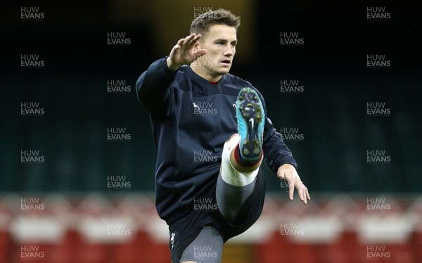 091118 - Wales Rugby Captains Run - Jonathan Davies during training
