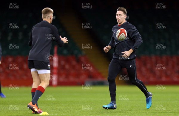 091118 - Wales Rugby Captains Run - Josh Adams during training