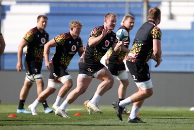 100726 - Wales Rugby Captains Run ahead of their game against Argentina in San Juan tomorrow - Dewi Lake during training