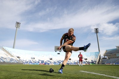 100726 - Wales Rugby Captains Run ahead of their game against Argentina in San Juan tomorrow - Sam Costelow during training