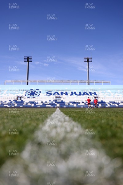 100726 - Wales Rugby Captains Run ahead of their game against Argentina in San Juan tomorrow - General View