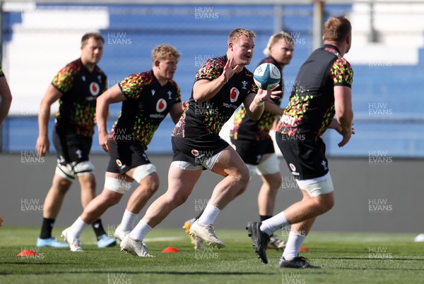 100726 - Wales Rugby Captains Run ahead of their game against Argentina in San Juan tomorrow - Dewi Lake during training