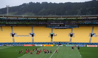 10.09.11 - Wales Rugby Captains Run - Wales players during training at Westpac Stadium, Wellington. 