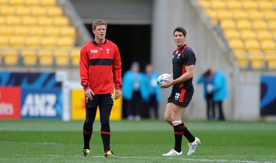 10.09.11 - Wales Rugby Captains Run - Rhys Priestland and James Hook during training. 