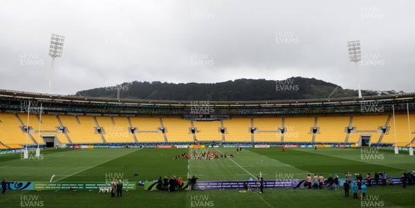 10.09.11 - Wales Rugby Captains Run - Wales players during training at Westpac Stadium, Wellington. 