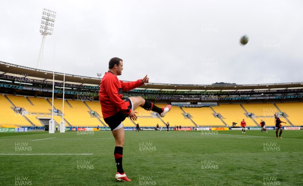 10.09.11 - Wales Rugby Captains Run - Jamie Roberts kicks during training at Westpac Stadium, Wellington. 