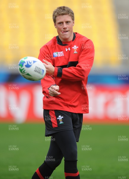 10.09.11 - Wales Rugby Captains Run - Rhys Priestland during training. 