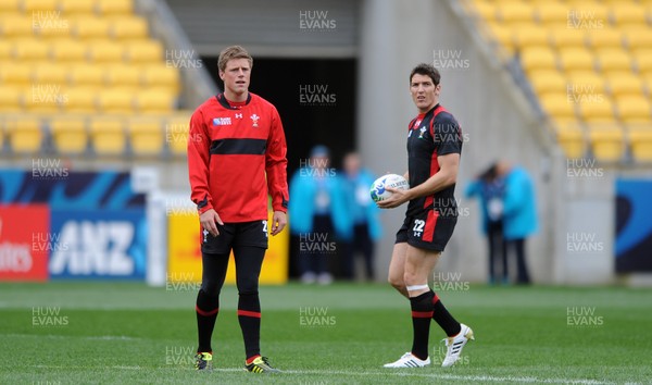 10.09.11 - Wales Rugby Captains Run - Rhys Priestland and James Hook during training. 