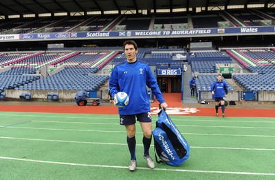 11.02.11 - Wales Rugby Captains Run - James Hook during training at Murrayfield. 