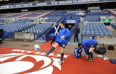 11.02.11 - Wales Rugby Captains Run - James Hook during training at Murrayfield. 