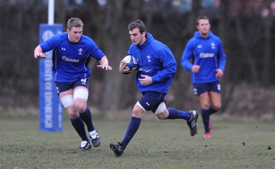11.02.11 - Wales Rugby Captains Run - Sam Warburton during training. 