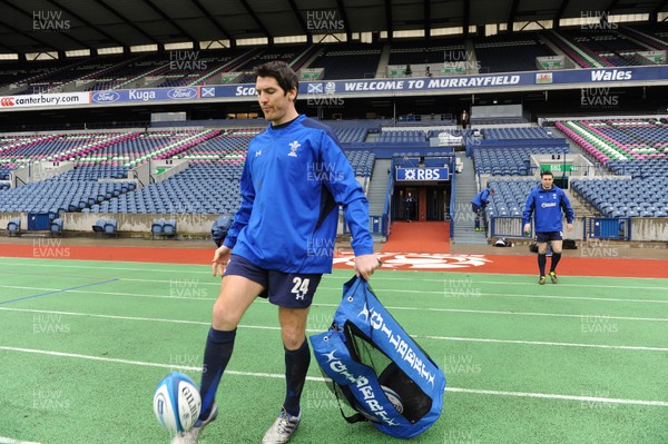 11.02.11 - Wales Rugby Captains Run - James Hook during training at Murrayfield. 