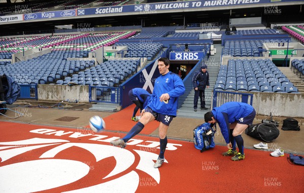 11.02.11 - Wales Rugby Captains Run - James Hook during training at Murrayfield. 