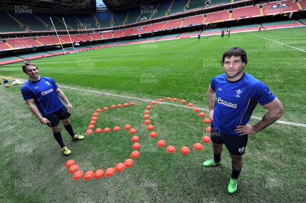 11.03.11 - Wales Rugby Training - Ryan Jones and Mike Phillips who will win their 50th Welsh caps against Ireland tomorrow. 