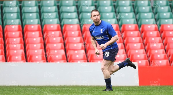11.03.11 - Wales Captains Run -  Shane Williams during training session 