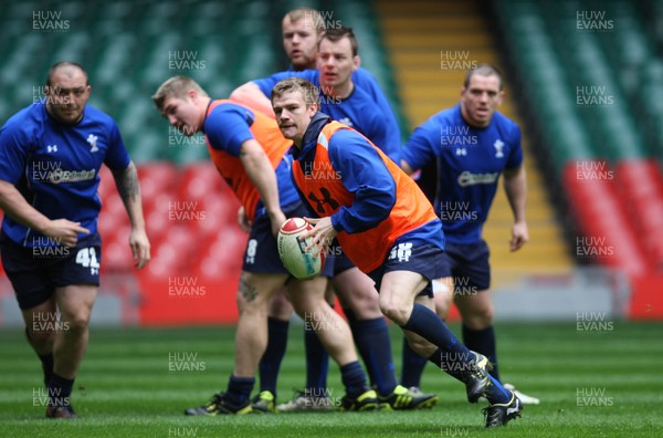 11.03.11 - Wales Captains Run -  Dwayne Peel during training session 