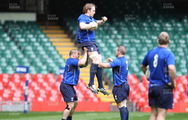 11.03.11 - Wales Captains Run -  Alun Wyn Jones during training session 