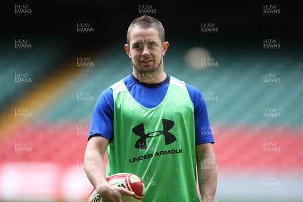 11.03.11 - Wales Captains Run -  Shane Williams during training session 