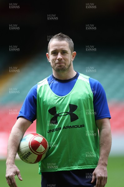 11.03.11 - Wales Captains Run -  Shane Williams during training session 
