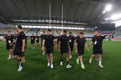 110725 - Wales Rugby Captains Run the day beofre their final tour match against Japan - Dewi Lake leads the team on the pitch