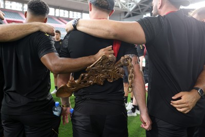 110725 - Wales Rugby Captains Run the day beofre their final tour match against Japan - Macs Page in the team huddle