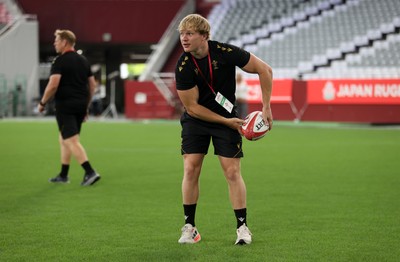 110725 - Wales Rugby Captains Run the day beofre their final tour match against Japan - Blair Murray during training