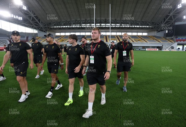 110725 - Wales Rugby Captains Run the day beofre their final tour match against Japan - Dewi Lake leads the team on the pitch