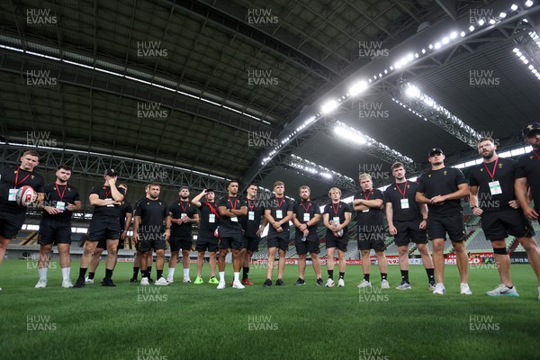 110725 - Wales Rugby Captains Run the day beofre their final tour match against Japan - Team huddle