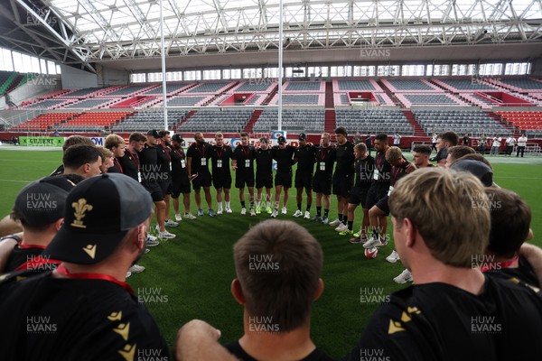 110725 - Wales Rugby Captains Run the day beofre their final tour match against Japan - Team huddle