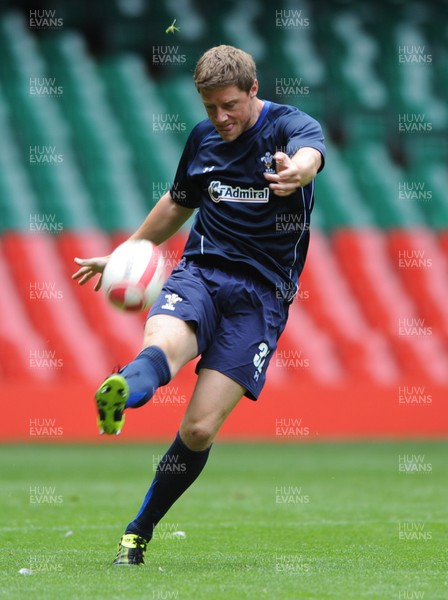 12.08.11 - Wales Rugby Captains Run - Rhys Priestland during training. 