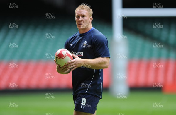 12.08.11 - Wales Rugby Captains Run - Lloyd Burns during training. 
