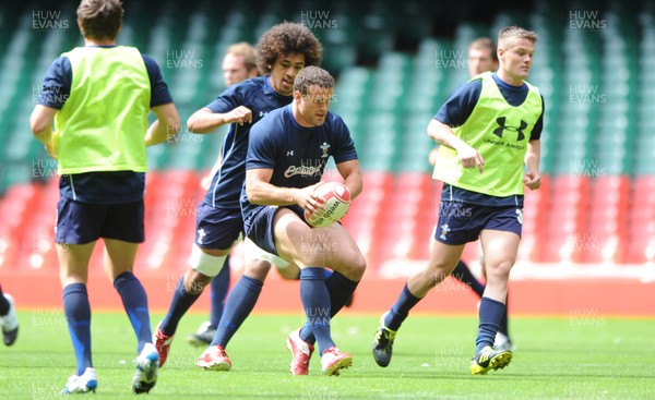 12.08.11 - Wales Rugby Captains Run - Jamie Roberts during training. 