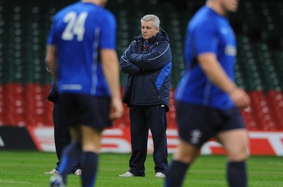 12.11.10 - Wales Rugby Training - Wales head coach Warren Gatland during training. 
