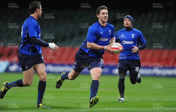 12.11.10 - Wales Rugby Training - Lee Byrne, George North and Shane Williams during training. 