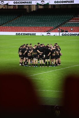 130326 - Wales Rugby Captains Run ahead of their last Six Nations game against Italy - Wales team huddle