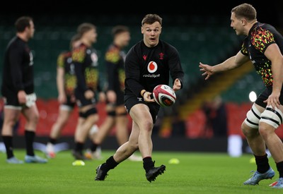 130326 - Wales Rugby Captains Run ahead of their last Six Nations game against Italy - Jarrod Evans during training