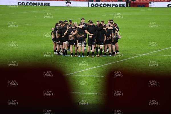 130326 - Wales Rugby Captains Run ahead of their last Six Nations game against Italy - Wales team huddle